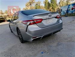 تۆیۆتا کامری